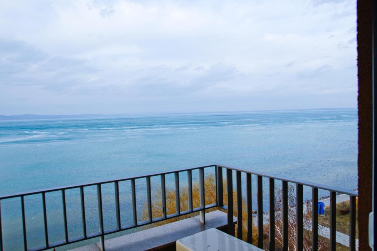 Club 218 Wellness Luxus Apartman Siófok Zewnętrze zdjęcie